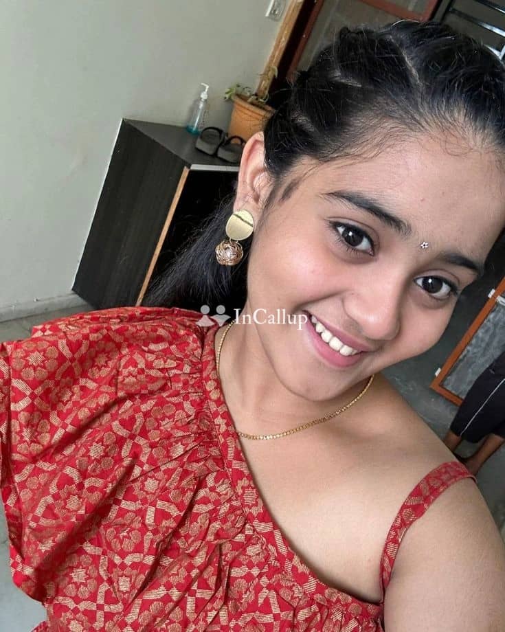 experience passion with sonakshi gupta a curvy call girl in mathura ready to fulfill your wildest fantasies - Call Girls in Mathura