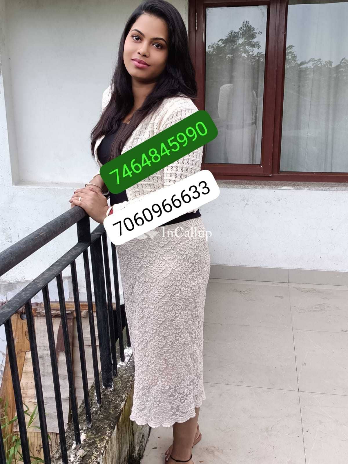 CASH CASH FACE TO FACE HATH ME CASH DE CALL ME ON SPOT ADVANCE WALE KUTTE CHOR HAI HOTEL ROOM ME CAS - Call Girls in Mathura