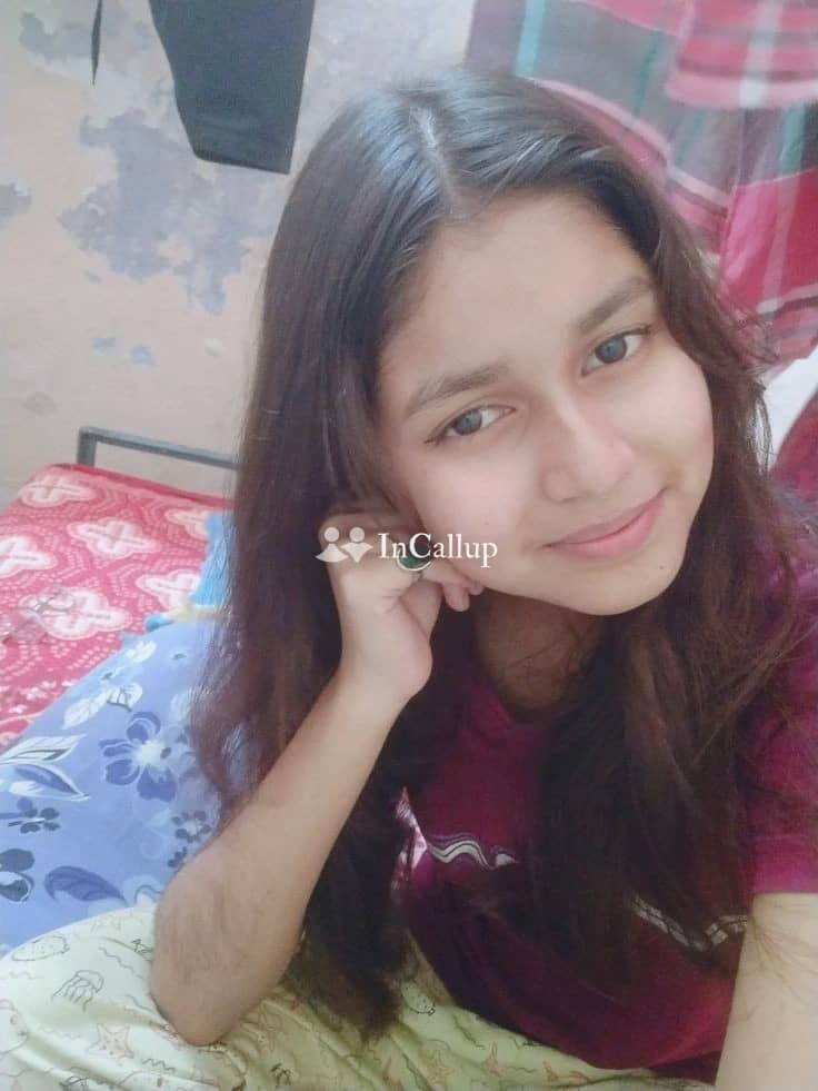 indulge in passion with pallavi a curvy beauty from mathura offering unforgettable experiences and services - Call Girls in Mathura