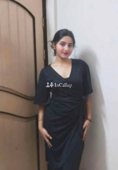 known for being fun loving escort service in mathura model look with black eyes and green hair - Call Girls in Mathura