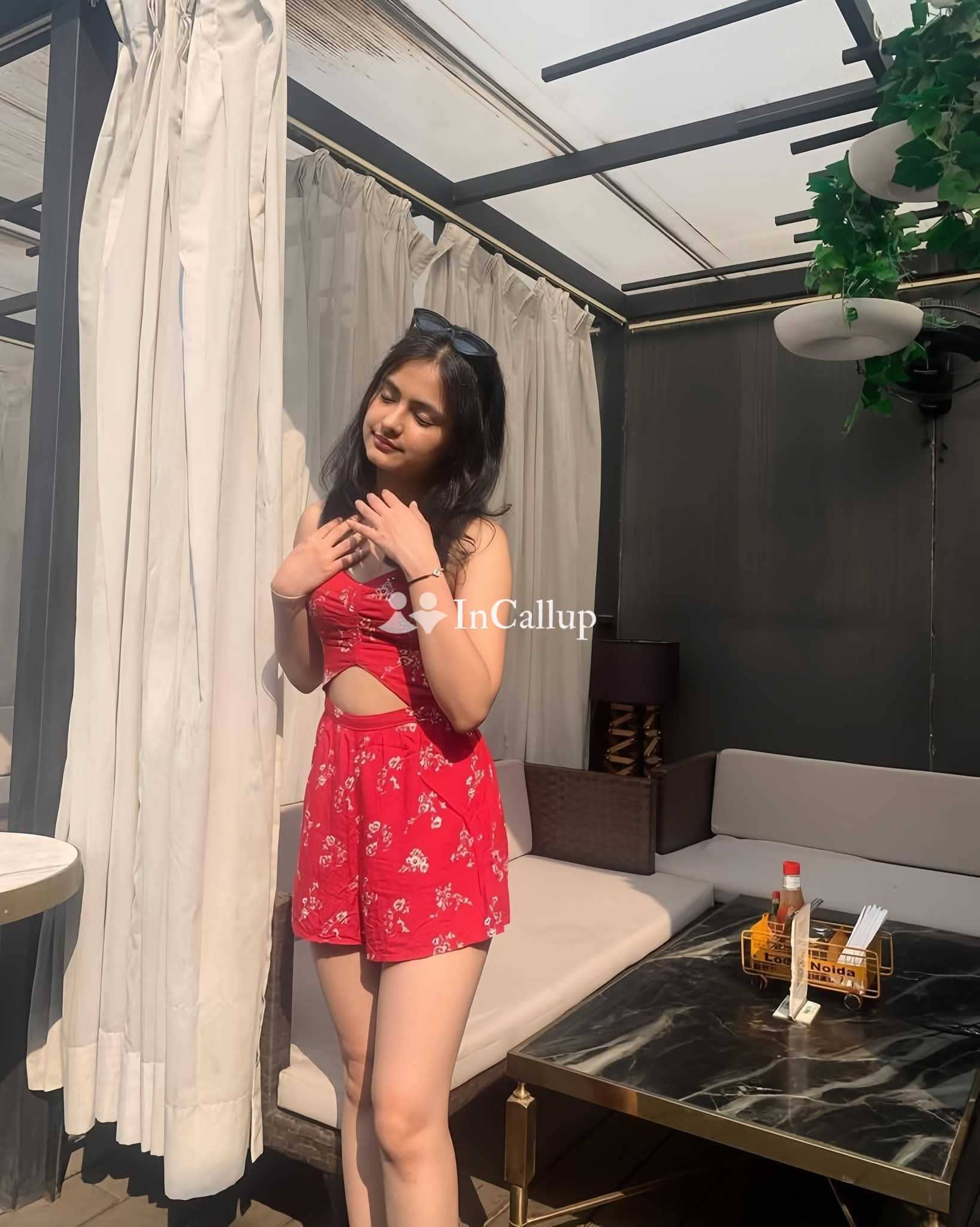 with busty body and auburn eyes ravishing close to meerut available now trusted reliable service - Call Girls in Meerut