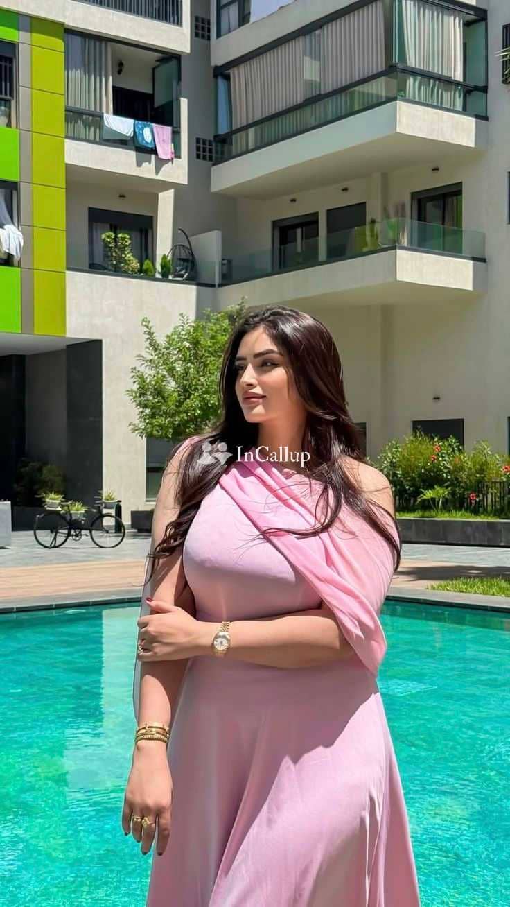 available for party companion mature black hair and black eyes available now trusted reliable service - Call Girls in Meerut