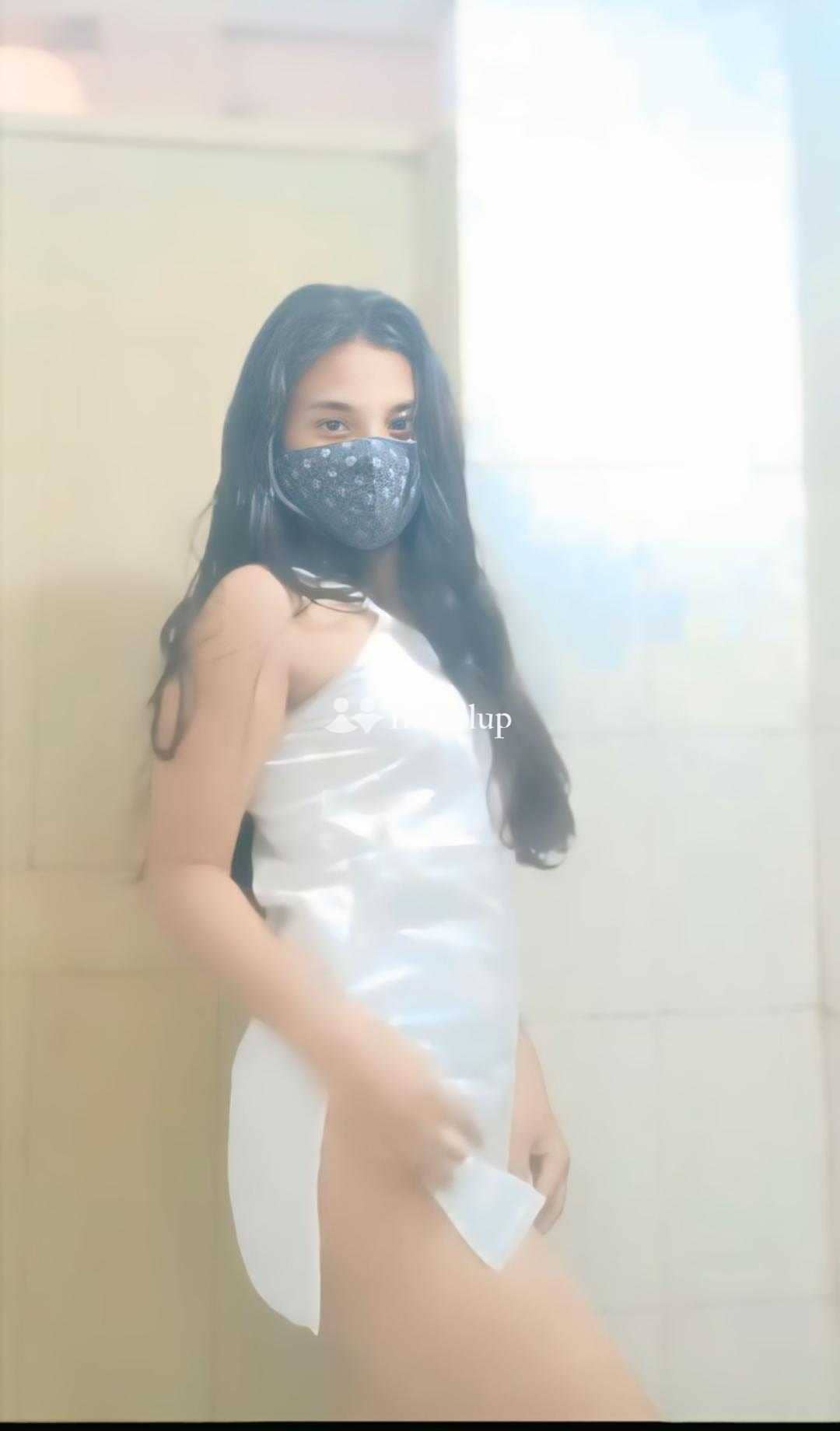 mehsana escort service pretty black hair and black eyes known for being charming available for casual fun - Call Girls in Mehsana