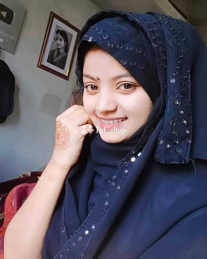 find sanya a twenty year old call girls auburn tall weighing blue desirable available for incall - Call Girls in Mehsana