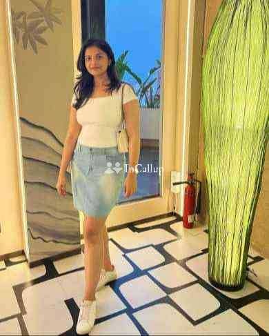 local to moga mature puja eighteen year old call girls charming black eyes and hazel hair - Call Girls in Moga