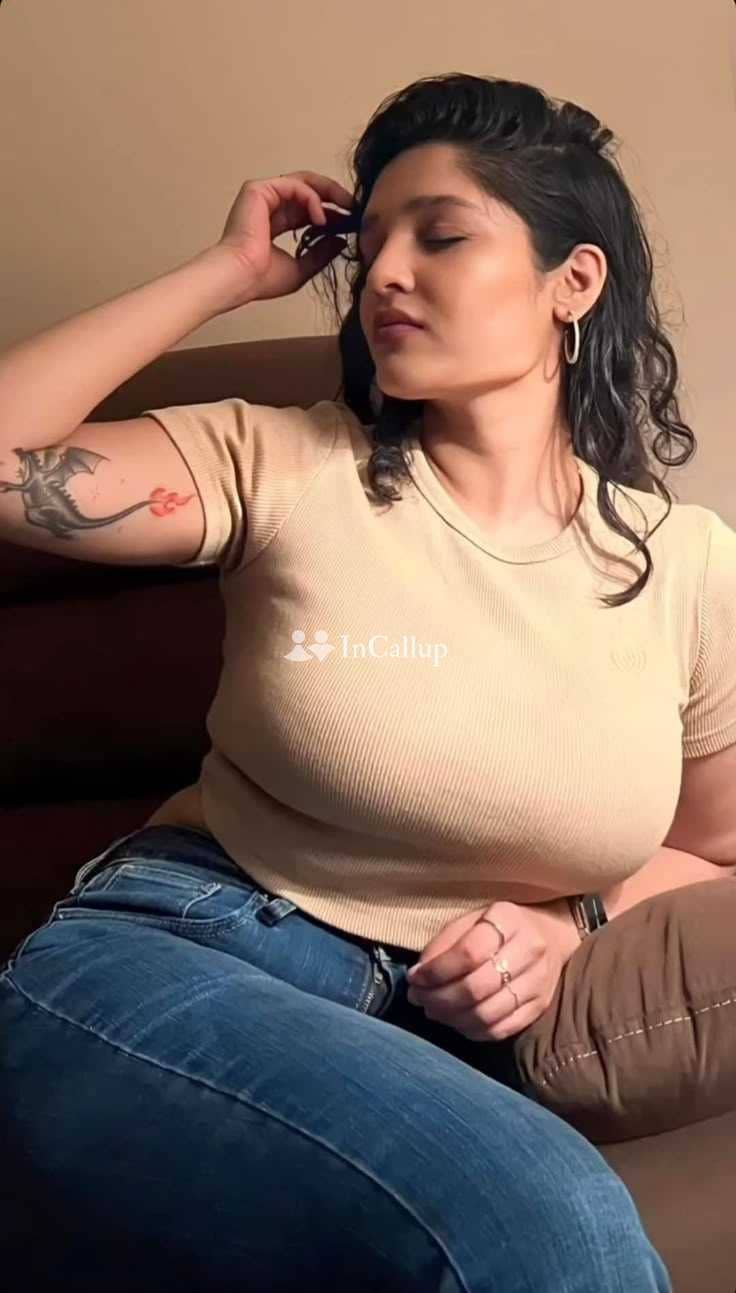 available for home visits meet me in moradabad vibrant black hair and brown eyes - Call Girls in Moradabad