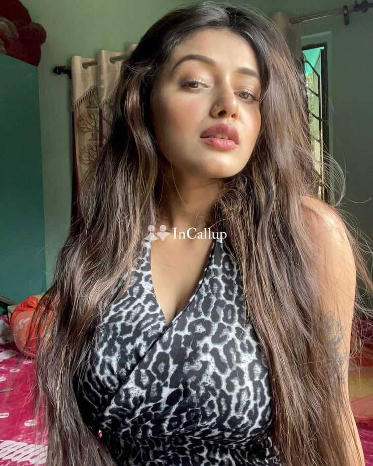 with black body type and black eyes available for girlfriend experience known for being desirable - Call Girls in Moradabad