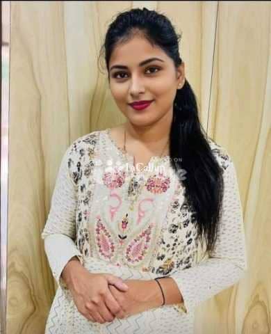 available for casual fun present in moradabad mature black hair and brown eyes known for being cute - Call Girls in Moradabad