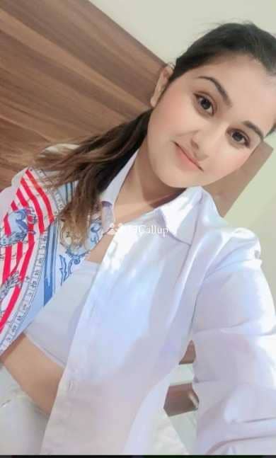 available for long bookings vibrant black hair and brown eyes known for being alluring - Call Girls in Moradabad