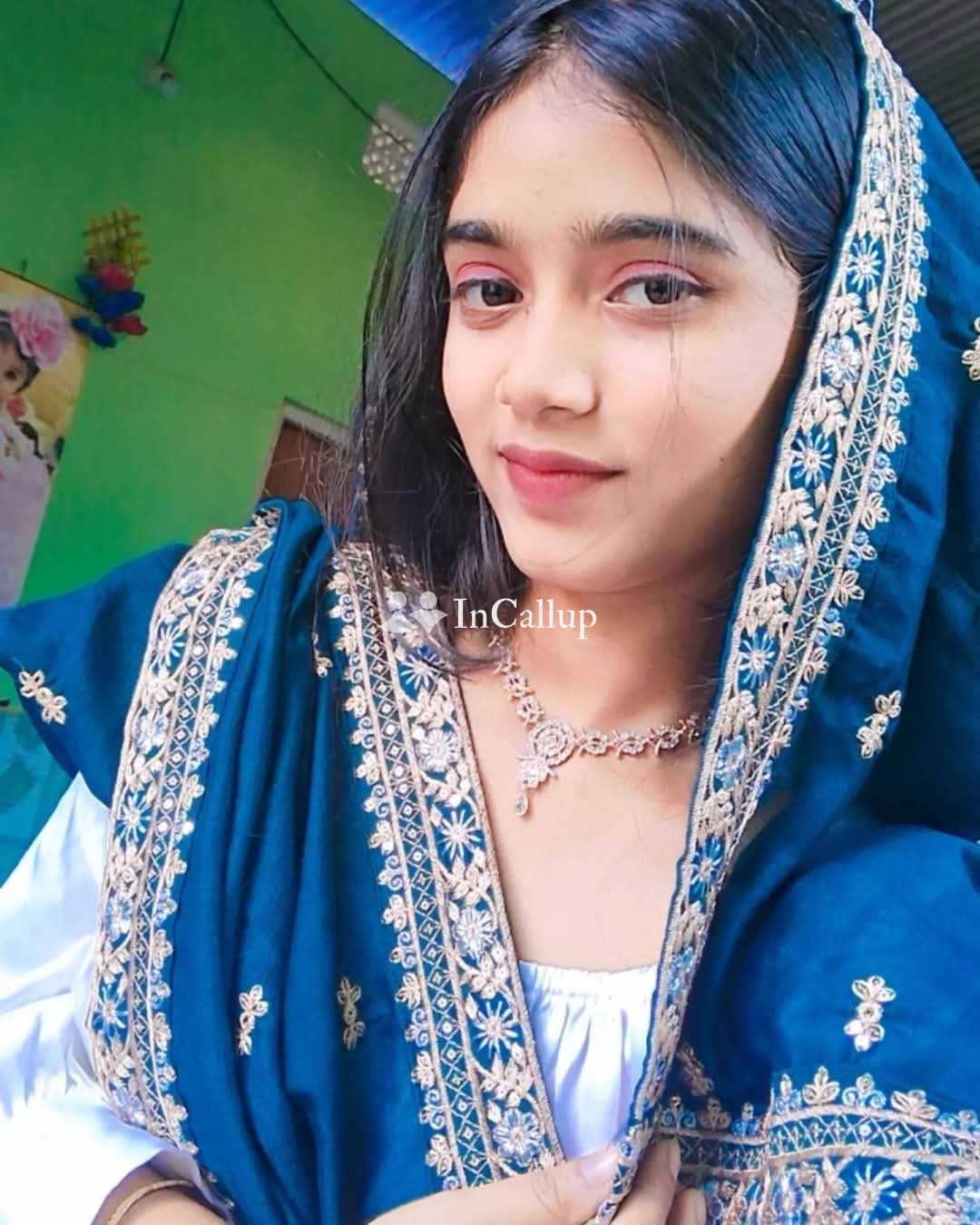 Riya Kumari call girl service 💯❤️💯  HD dy yik - Call Girls in Moradabad
