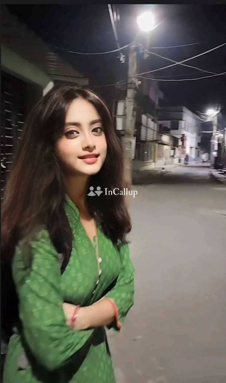 stunning black hair and brown body available for home visits known for being angelic - Call Girls in Motihari