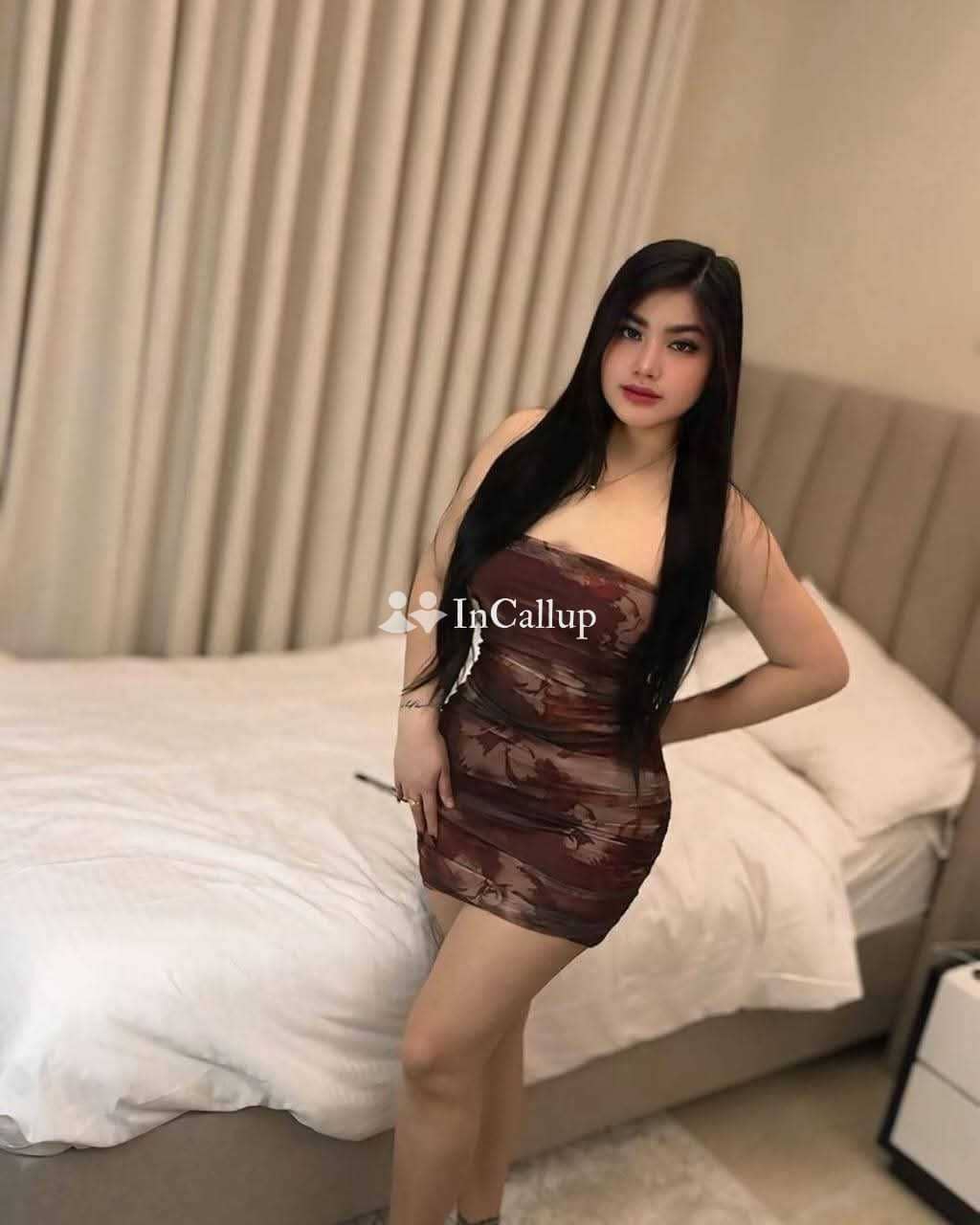 Sonal thakur VIP nuru OIL MASSAGE THERAPY SANDWICH WITH HAPPY ENDING ONLY GANUINE FEMALE ESCORT Mumb - Call Girls in Mumbai