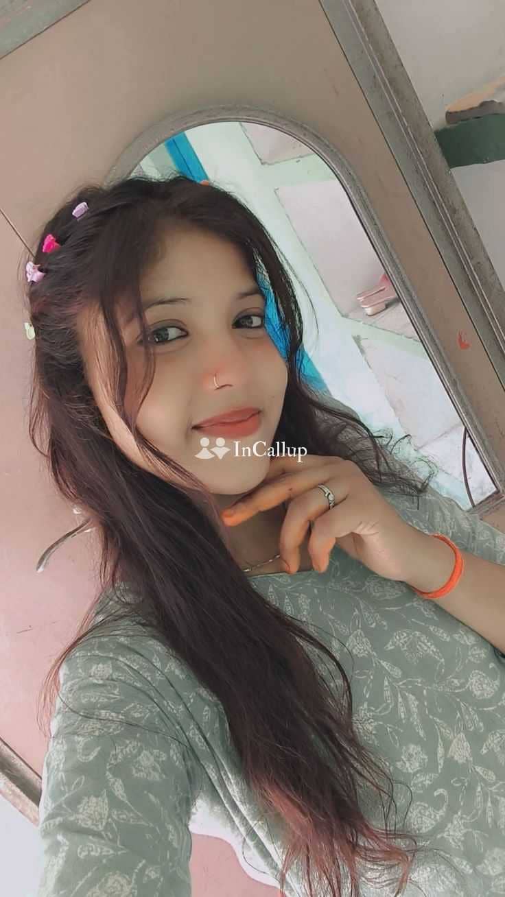 sexy girl from mumbai available for business trip service available now trusted reliable service - Call Girls in Mumbai