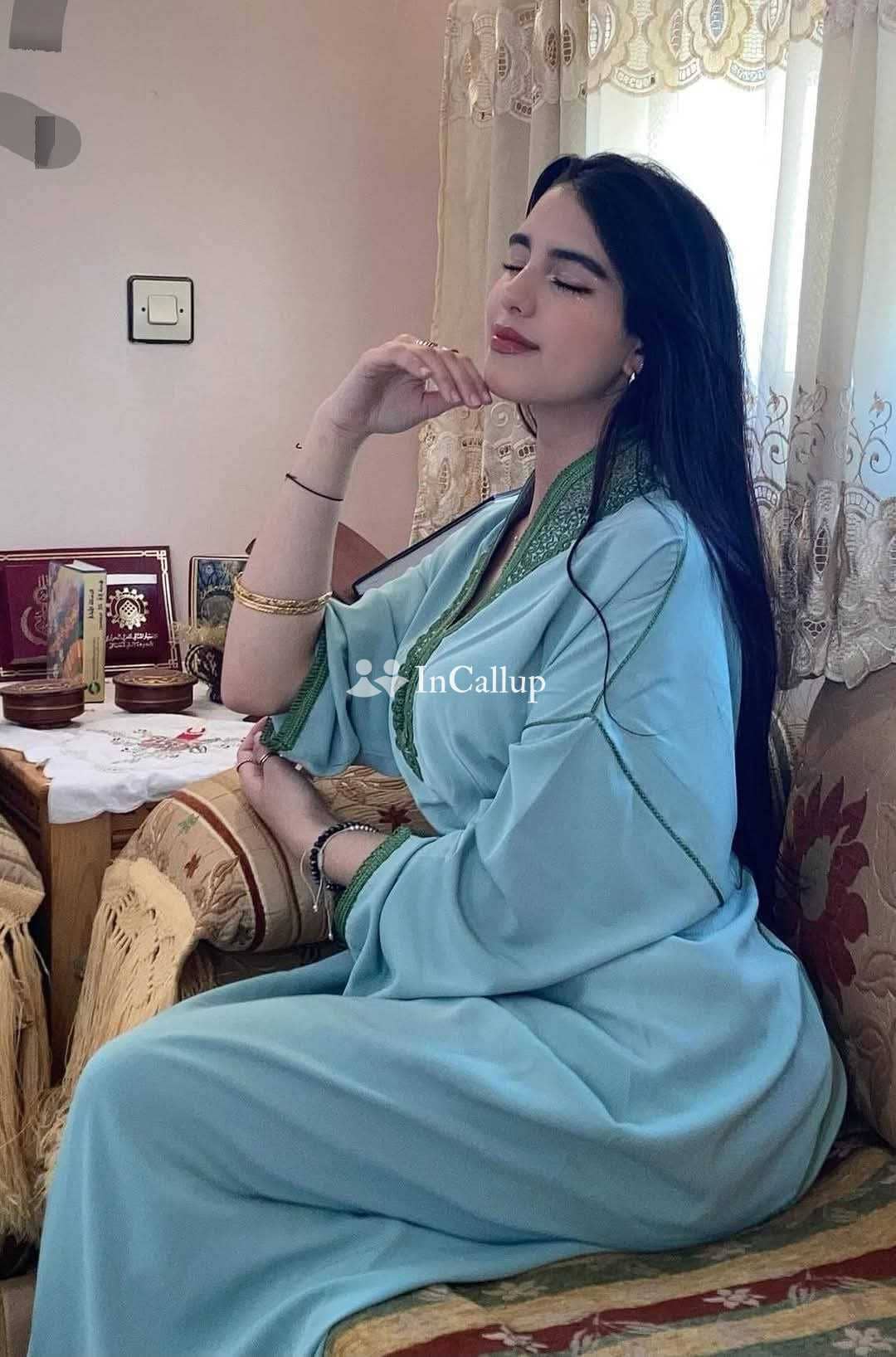 close to mumbai meet mumbai the twenty three year old call girls you desire available for both incall and outcall - Call Girls in Mumbai