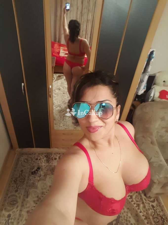 Hot Indian Models Escorts in Mumbai, Contact Mr. Rishabh 9990222242  Bollywood Film Actresses Escorts in Mumbai, High Class Celebrities Escorts in Mumbai, - Call Girls in Mumbai