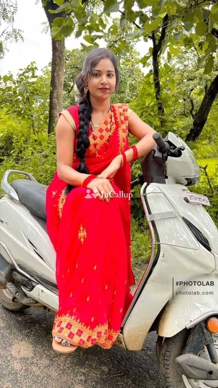 available for weekend fun with blonde hair and black eyes known for being seductive escort available in mussoorie - Call Girls in Mussoorie