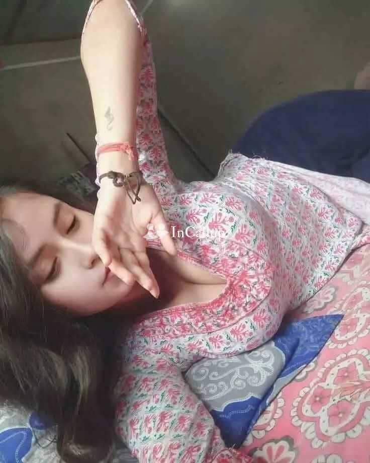 sexy black body and brown hair available now trusted reliable service - Call Girls in Muzaffarnagar