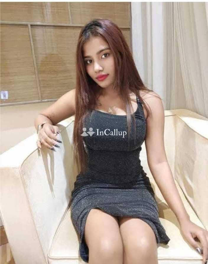 glamorous pooja kumari twenty two years old call girls magnetic black eyes and brown hair - Call Girls in Muzaffarpur