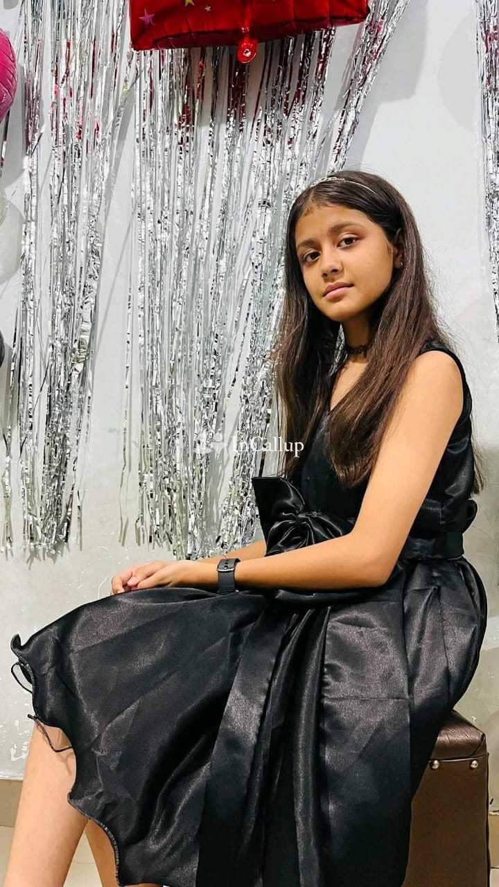 mysore escort service available for both incall and outcall voluptuous with black hair and black eyes - Call Girls in Mysore