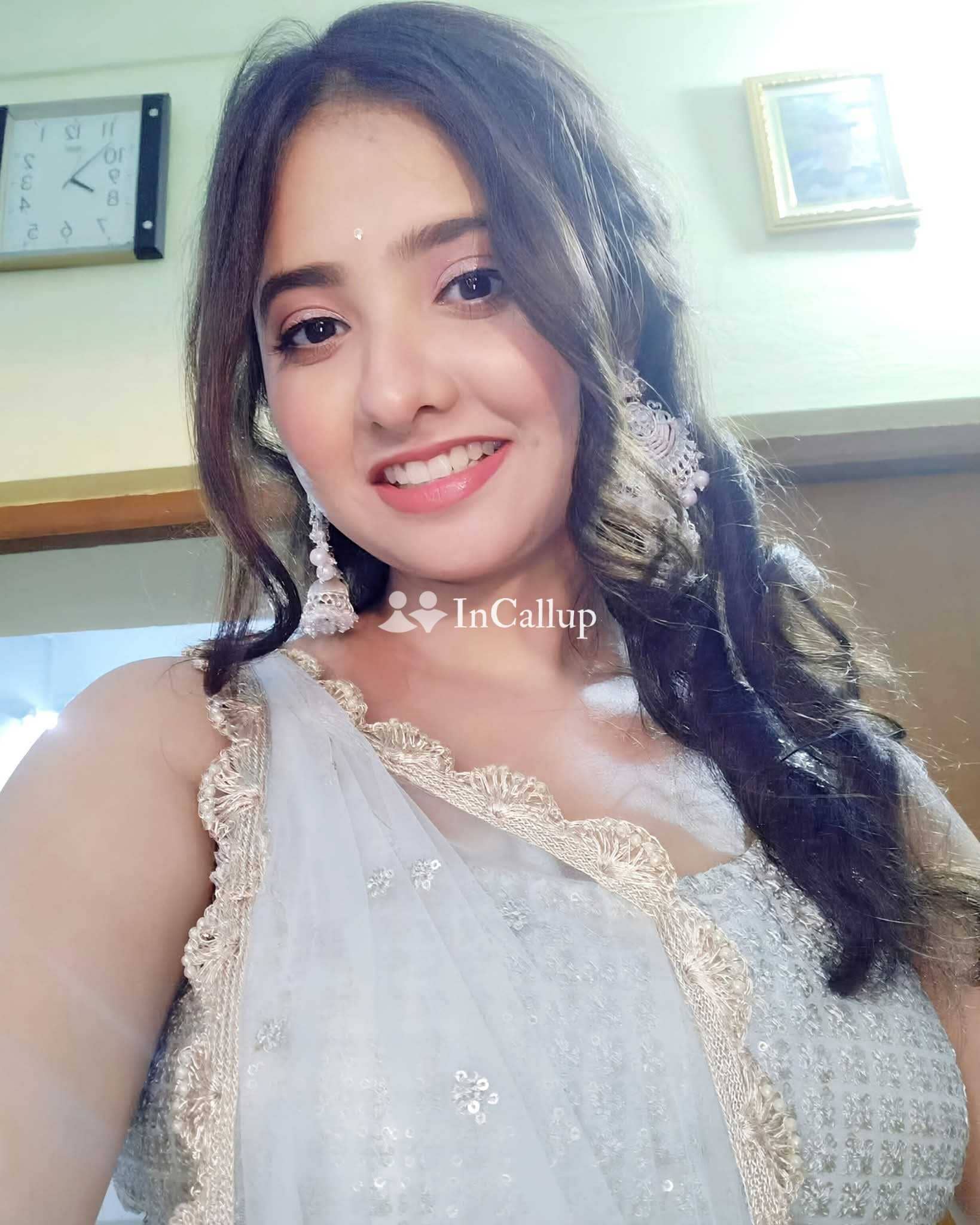 based in mysore black tall weighing brown i am no booking a nineteen year old call girls known for being smart - Call Girls in Mysore