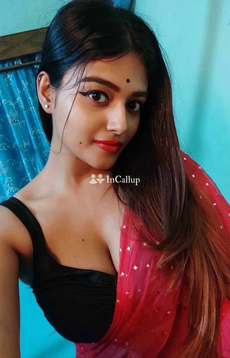 sensual curves and auburn hair hi i am neha a playful twenty three year old call girls available for weekend fun - Call Girls in Nagpur