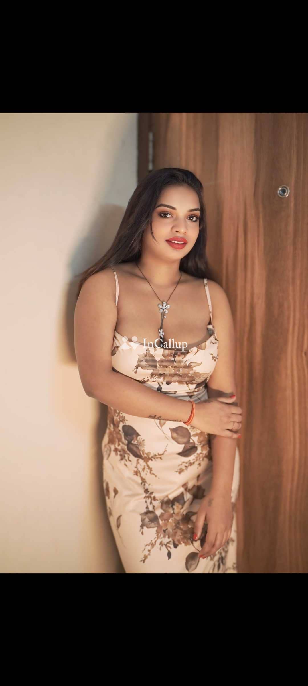 known for being seductive available for party companion sexy cash payment twenty two years old call girls - Call Girls in Nagpur