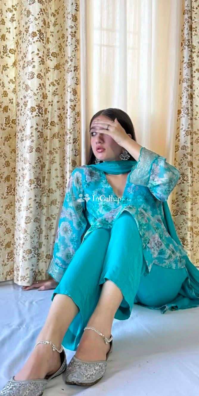 playful oral anal girlfriend experience french kiss videocall doggy style 69 position standing fun - Call Girls in Nalgonda