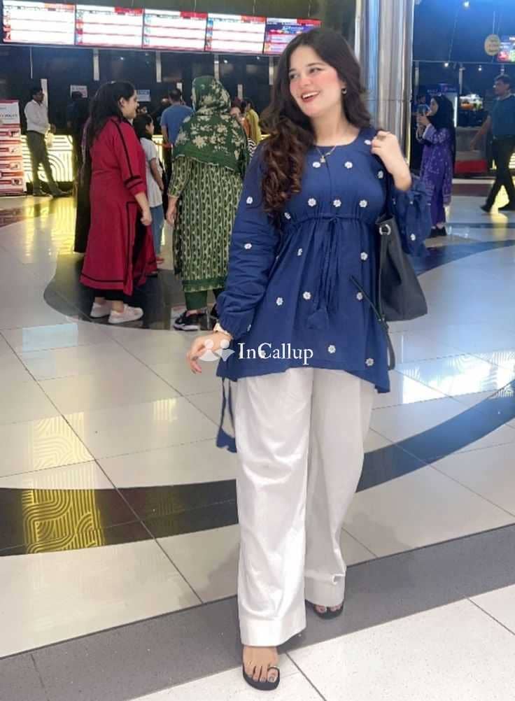 stylish blonde hair and black eyes available for incall known for being sensual available now trusted reliable service - Call Girls in Navi Mumbai