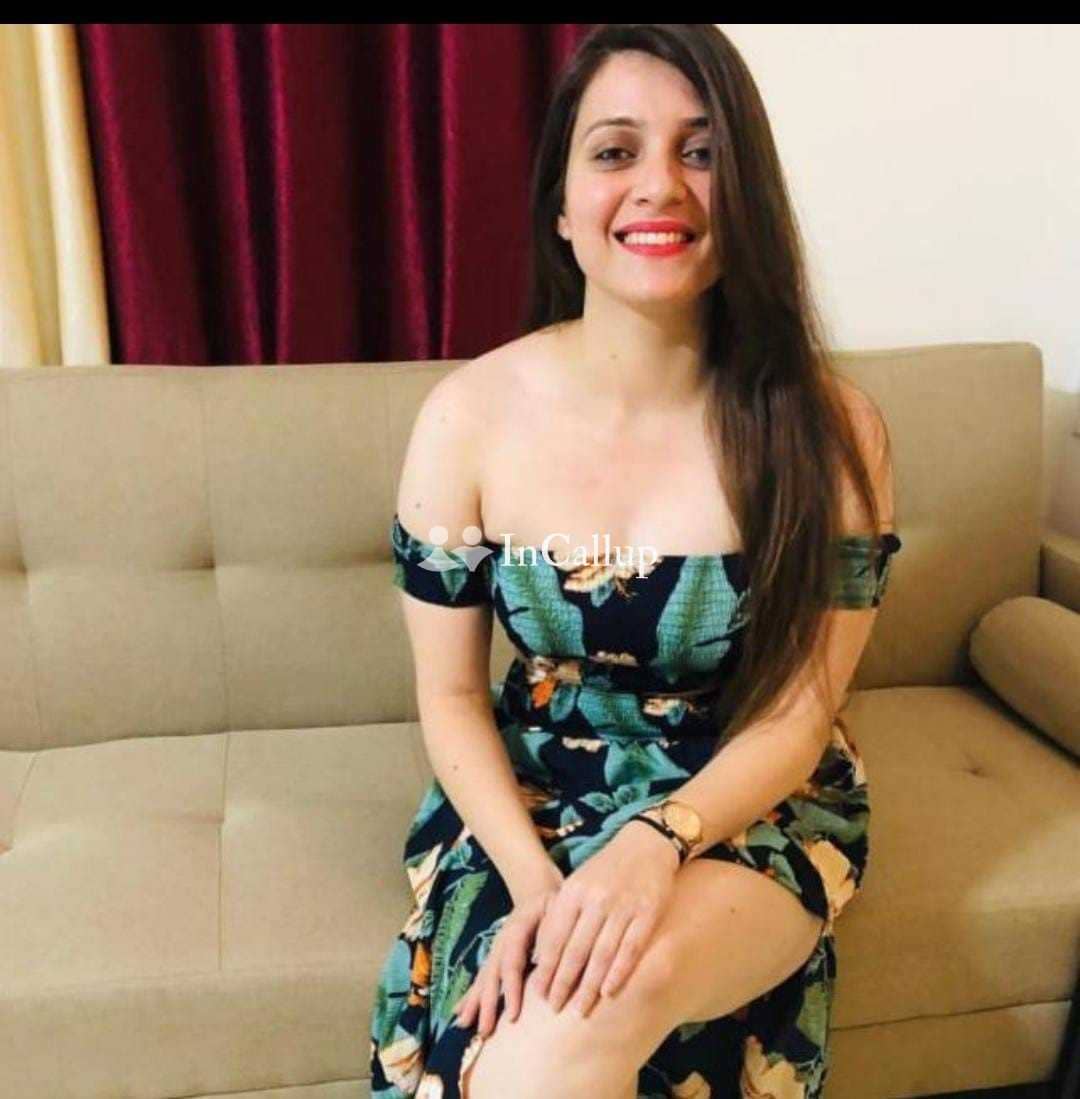 available for casual fun attractive blonde body and black eyes known for being reliable - Call Girls in Navi Mumbai