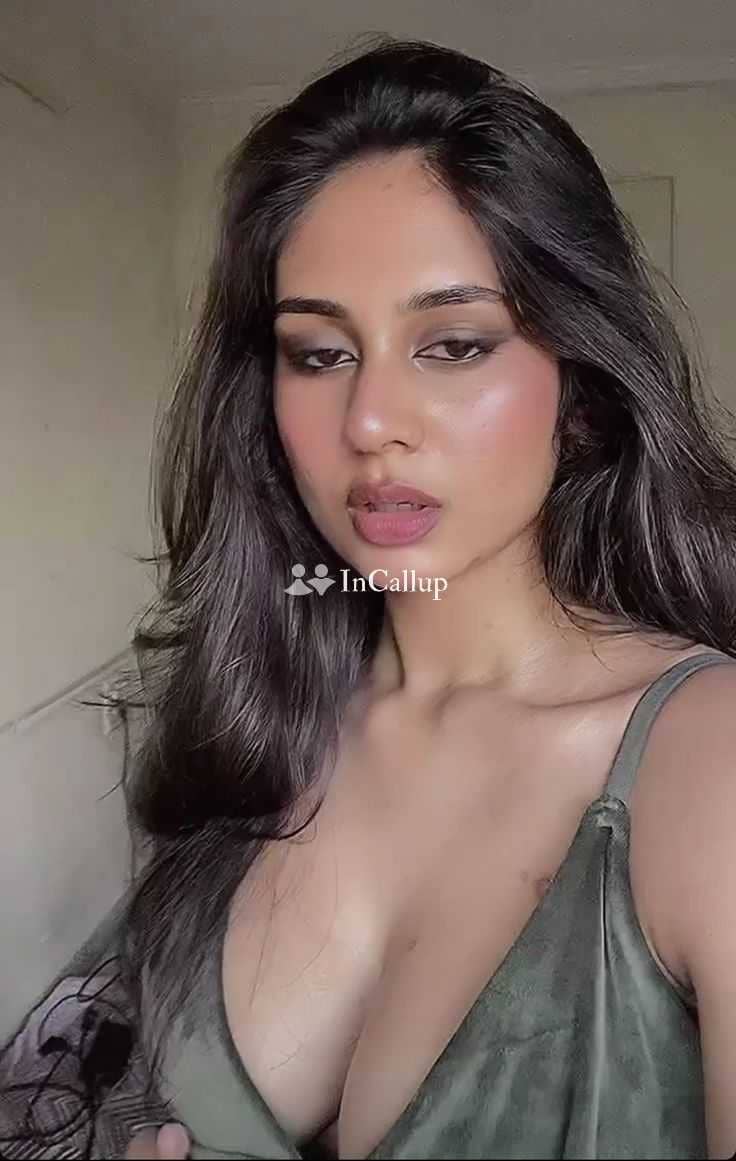 intimate available for private dates fit body with black hair known for being naughty - Call Girls in Nellore