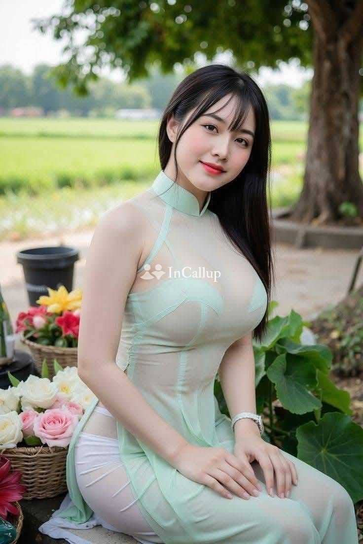 Call Girls In Okhla 9711100155 Escort Service Booking Now 24x7 - Call Girls in New Delhi