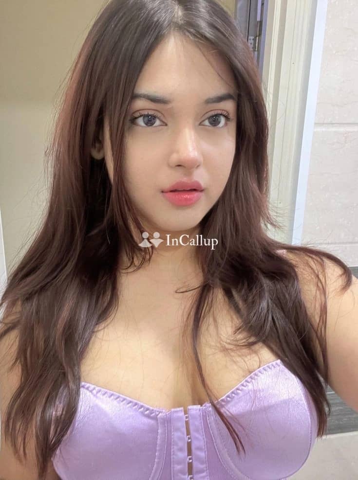 experience unforgettable moments with a 21 year old curvy beauty in new delhis finest call girls service - Call Girls in New Delhi