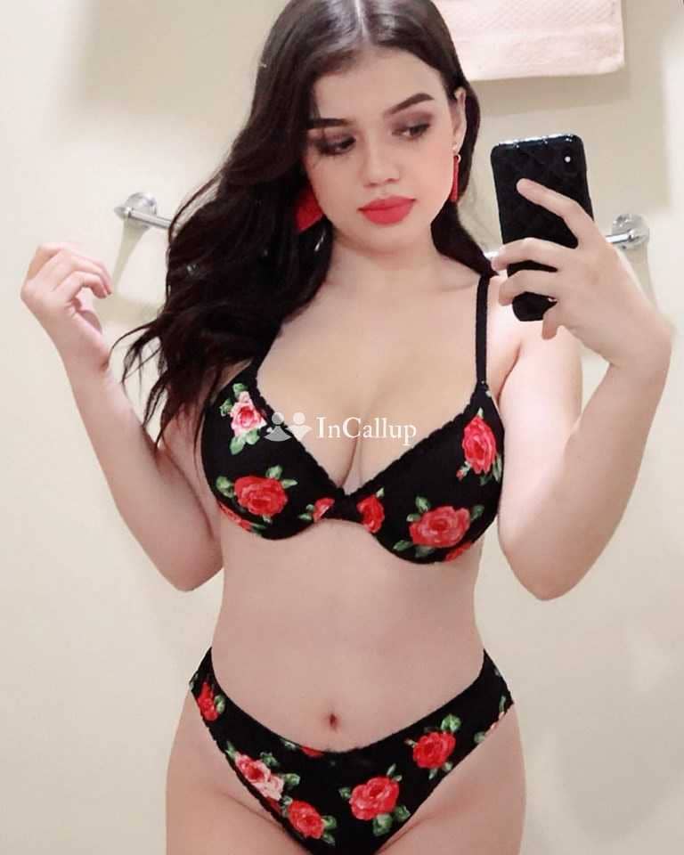 Real Meet Call Girls in Dwarka Mor Escorts 9990331668, - Call Girls in New Delhi