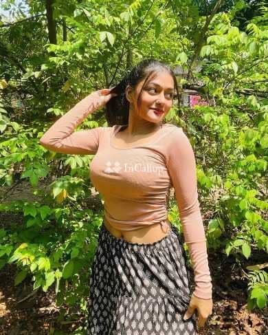 Call Girls in Kalkaji (DELHI) 9818470885 Escort Service - Call Girls in New Delhi