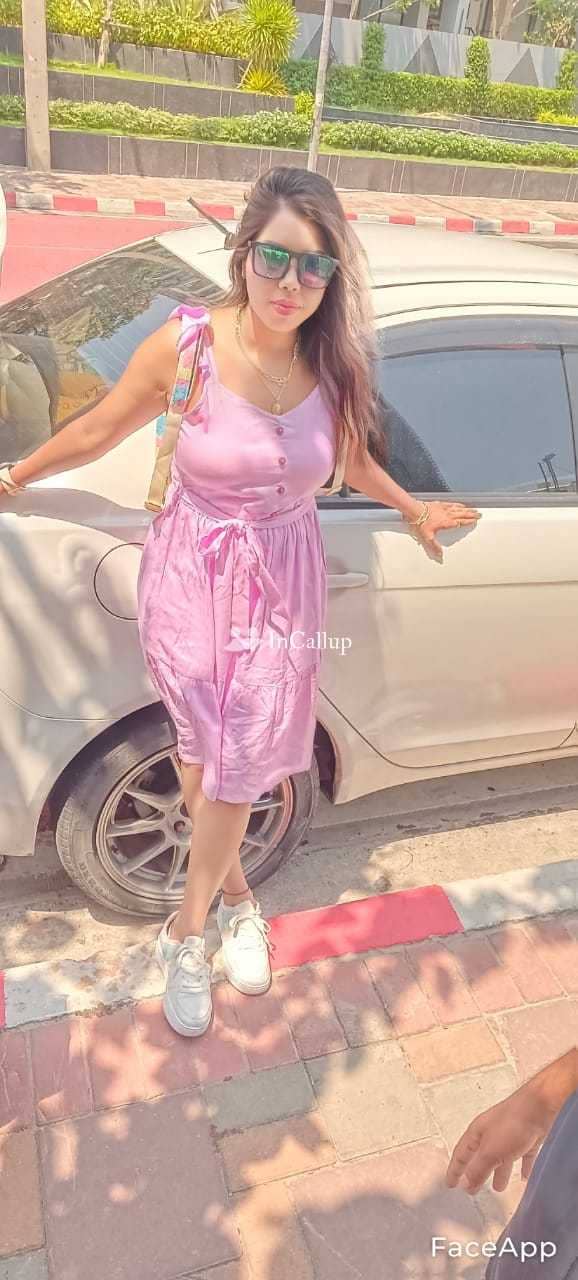 black tall with brown body type known for being skilled available for both incall and outcall gorgeous - Call Girls in New Delhi