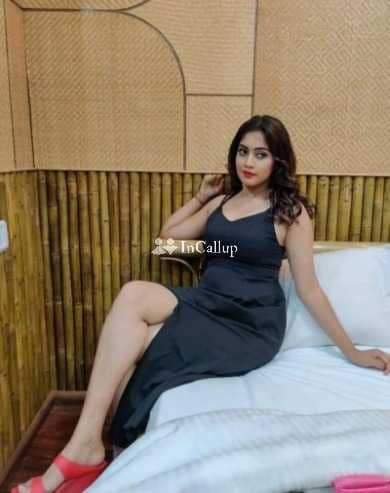 mature black hair and black eyes escort service in new delhi busty available now trusted reliable service - Call Girls in New Delhi