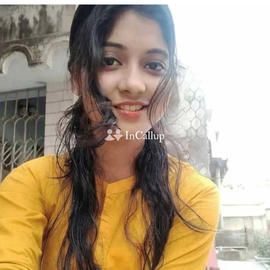 available for private dates beautiful sapna twenty one year old call girls girlfriend type - Call Girls in New Delhi