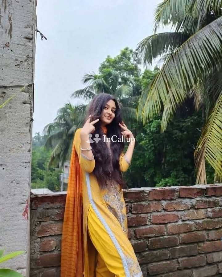 perfect black hair and black eyes romantic companion in new delhi thrilling known for being dedicated - Call Girls in New Delhi