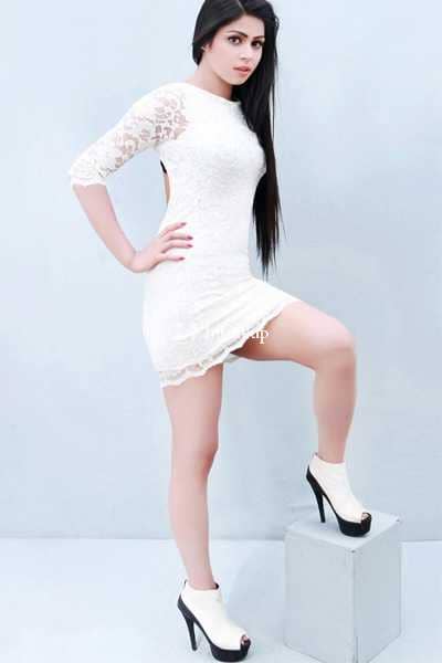 9990222242 Hot Indian Models Escorts in Delhi, South Indian Actress Escorts in Delhi, High Class Celebrities Escorts in Delhi, - Call Girls in New Delhi