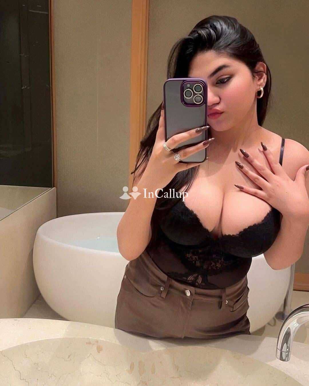 Top Call Girls In Panchsheel Vihar,꧁❤ 9990331668 ❤꧂Escorts Service Delhi NCR - Call Girls in New Delhi