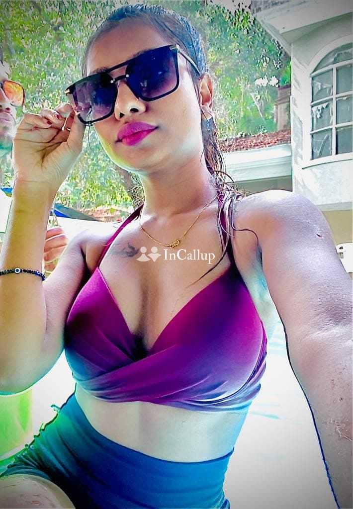 beautiful curves and black eyes known for being attractive available for short notice available - Call Girls in Nizamabad