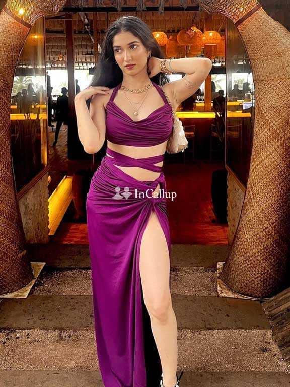 HOT💋 Call girls Gaur City Mall Noida 9818099198 Top Escorts Service Available 24/7 In Delhi,NCR - Call Girls in Noida