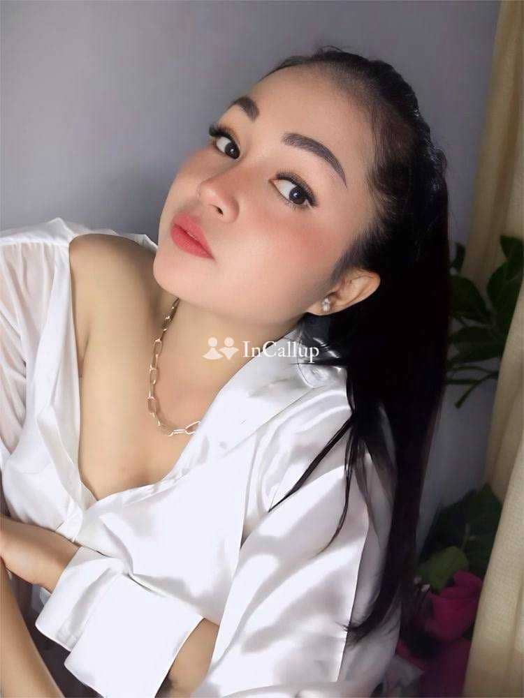 Verified Noida Call girls Sector 18 Noida 𒆜9220592151𒆜 photos and number - Call Girls in Noida
