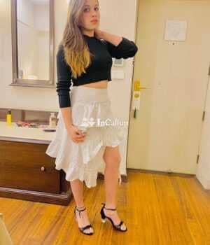 indulge in kavya a twenty one year old call girls fantasy available now trusted reliable service - Call Girls in Noida