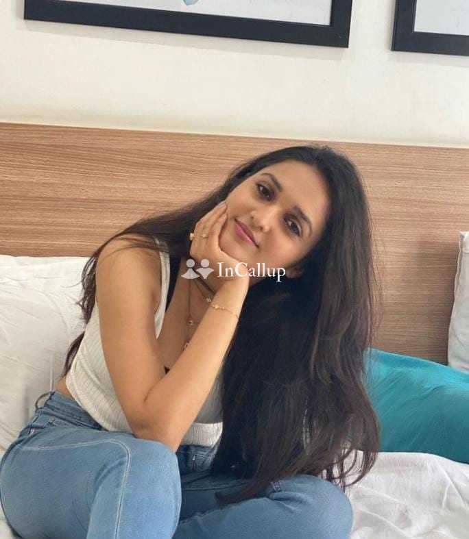 available for available 24x7 playful videocall fun model look with black eyes and black hair available in noida - Call Girls in Noida