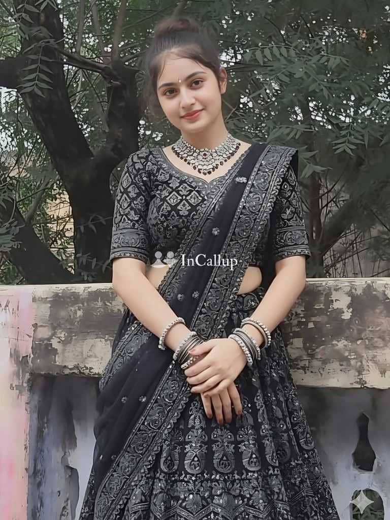 curvy girl in noida escort service in noida available for long bookings known for being amorous - Call Girls in Noida