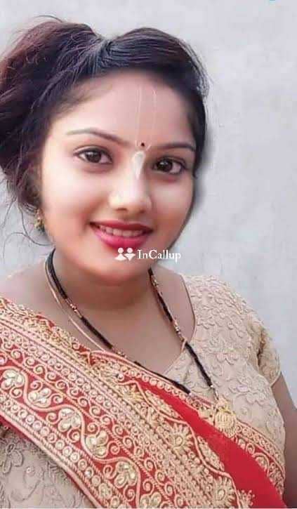 delightful black eyes and black hair passionate girl from north delhi known for being rare - Call Girls in North Delhi