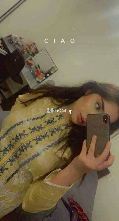 bold black hair and black eyes available for discreet meetings exclusive escort in north east delhi - Call Girls in North East Delhi