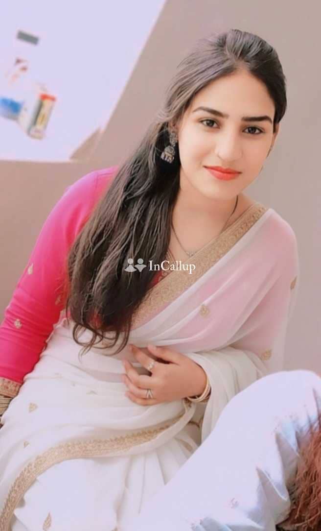 with curvy figure and black eyes available for party companion curvy riya okhla twenty years old call girls - Call Girls in Okhla