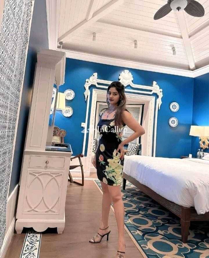 with curvy figure and black eyes available now trusted reliable service - Call Girls in Palakkad